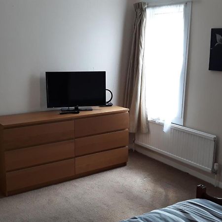 Castle Quarter 2 Bedford Bagian luar foto