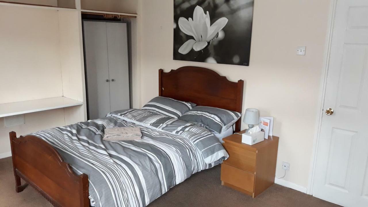 Castle Quarter 2 Bedford Bagian luar foto